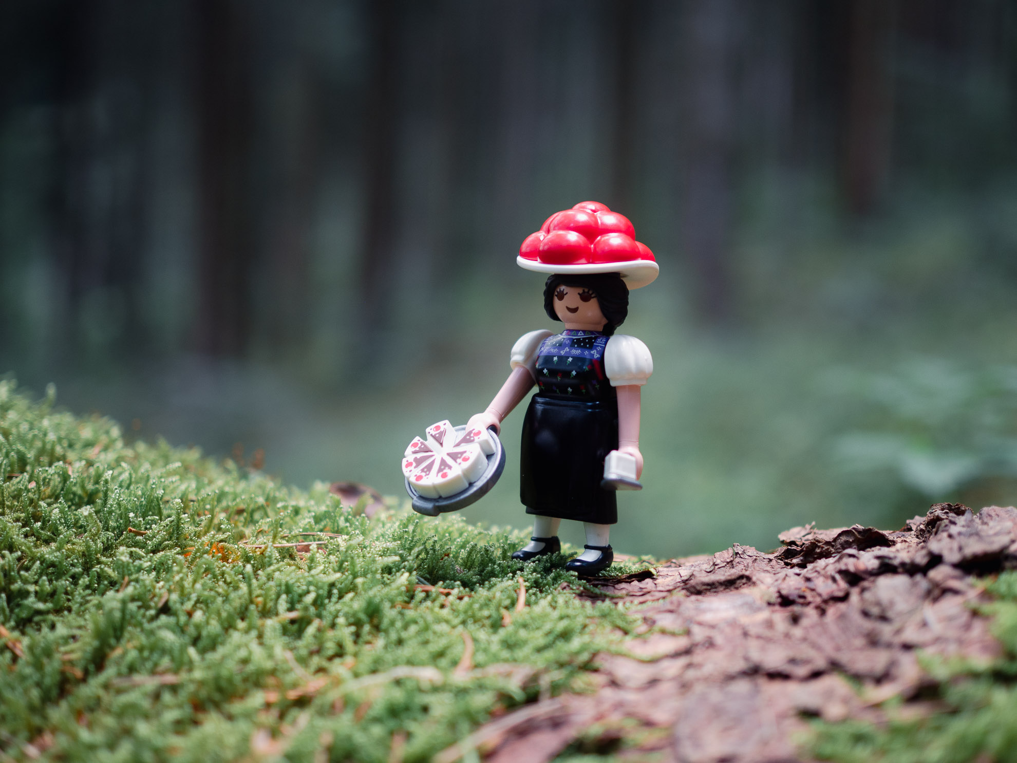 Playmobil Schwarzwald Marie 71979 mit Bollenhut kaufen