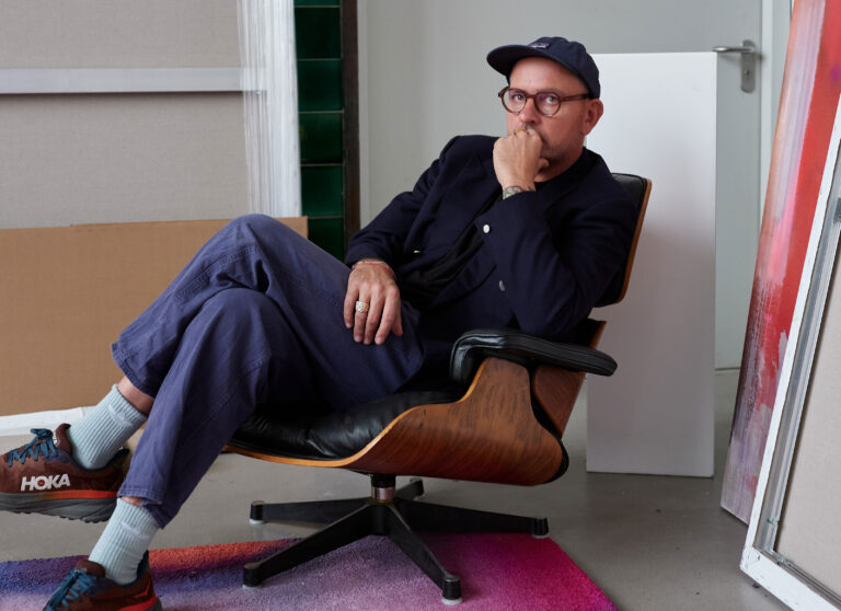 Stefan Strumbel in seinem Atelier in Offenburg – Pop-Art-Künstler aus dem Schwarzwald